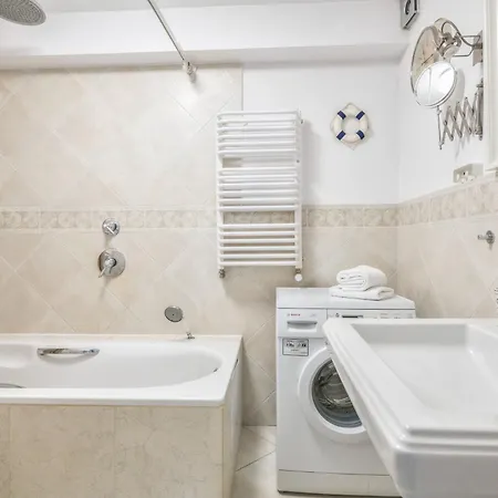 Orlowo Seaview With Terrace By Northside グディニャ